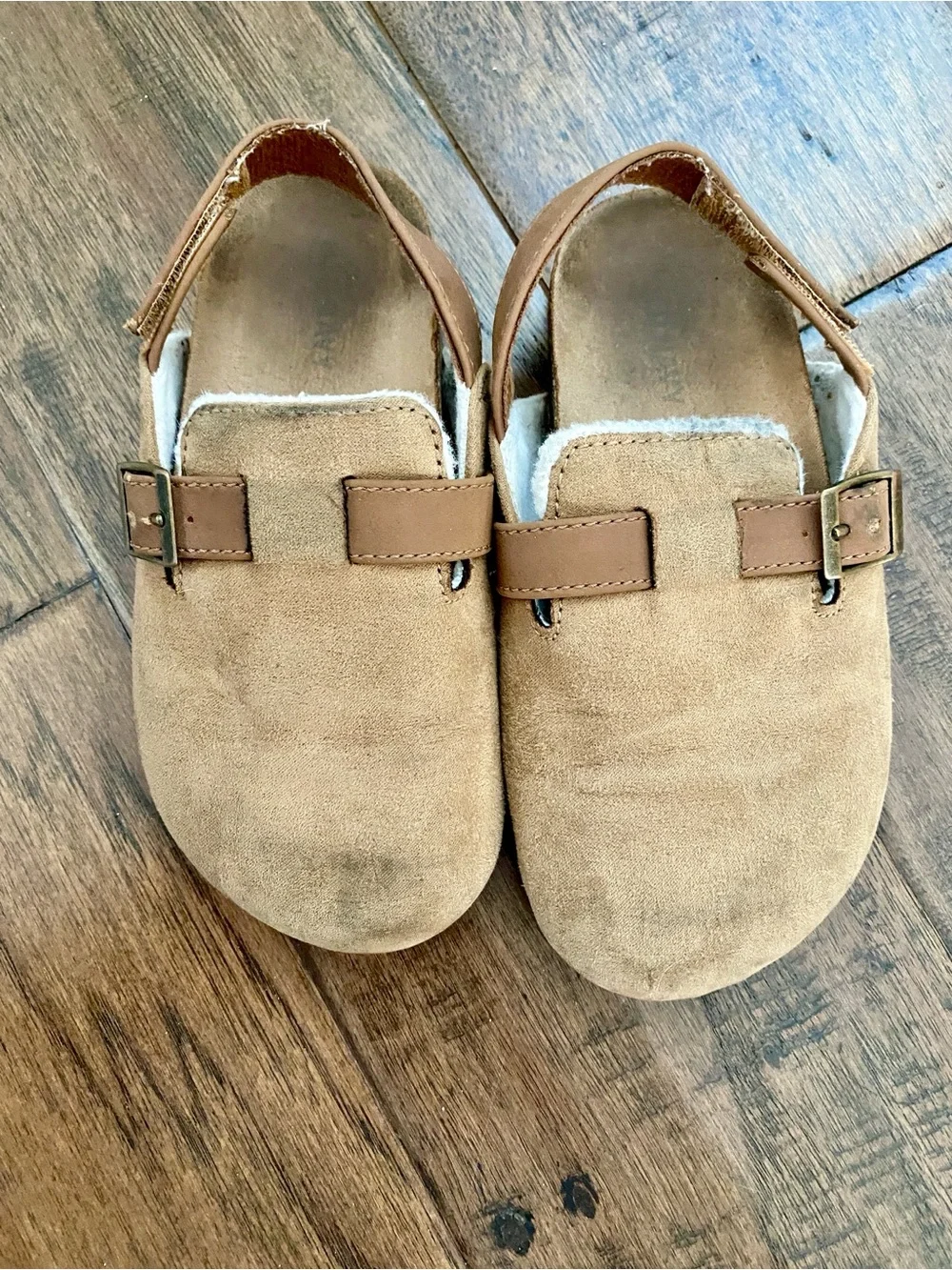 Kids Shoe Bundle – New Balance Sneakers + Old Navy Clogs